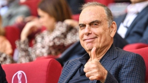 Ο Αβραάμ Γκραντ αναλαμβάνει ρόλο συμβούλου στον Άρη!