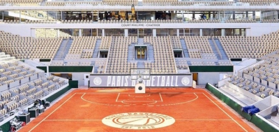 Σε γήπεδο… μπάσκετ μετατράπηκε το main court του Roland Garros!