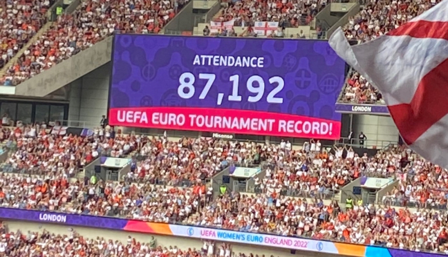 Ρεκόρ προσέλευσης φιλάθλων στον τελικό του Euro γυναικών