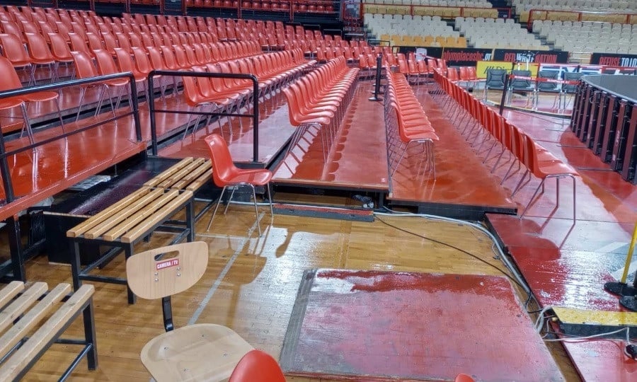 Ολυμπιακός: Πλημμύρισε ξανά το ΣΕΦ, λόγω βροχόπτωσης!