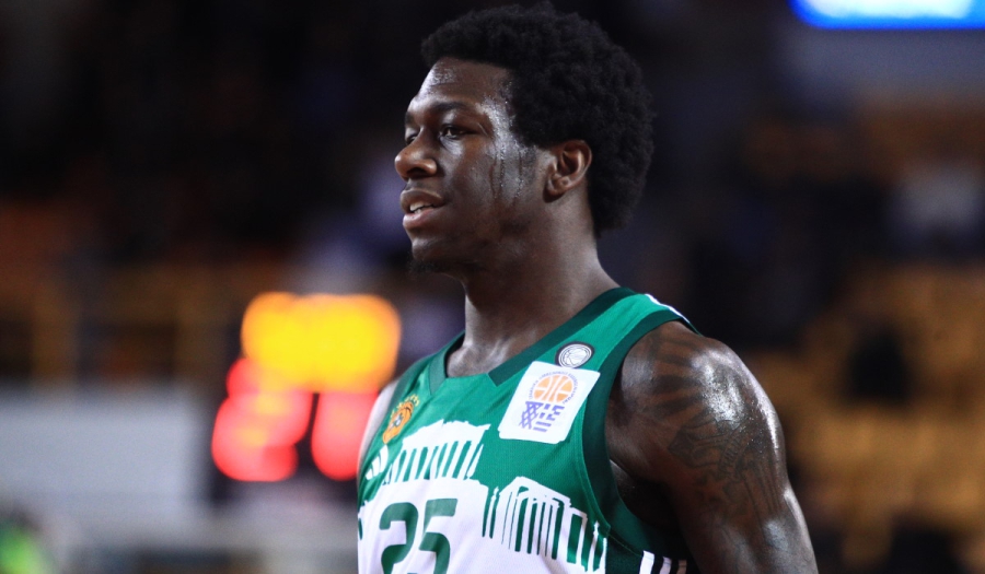 Το… πρόγραμμα του Ναν στις βολές: Θα αστοχήσει ξανά, αλλά σε έναν μήνα! (video)