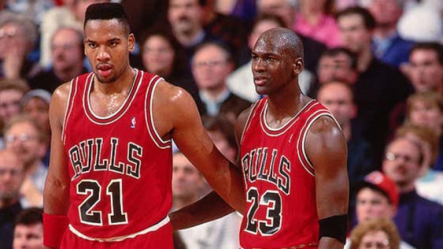 «Ο αγώνας που ο Μάικλ Τζόρνταν κι εγώ πετύχαμε 70 πόντους» (video)