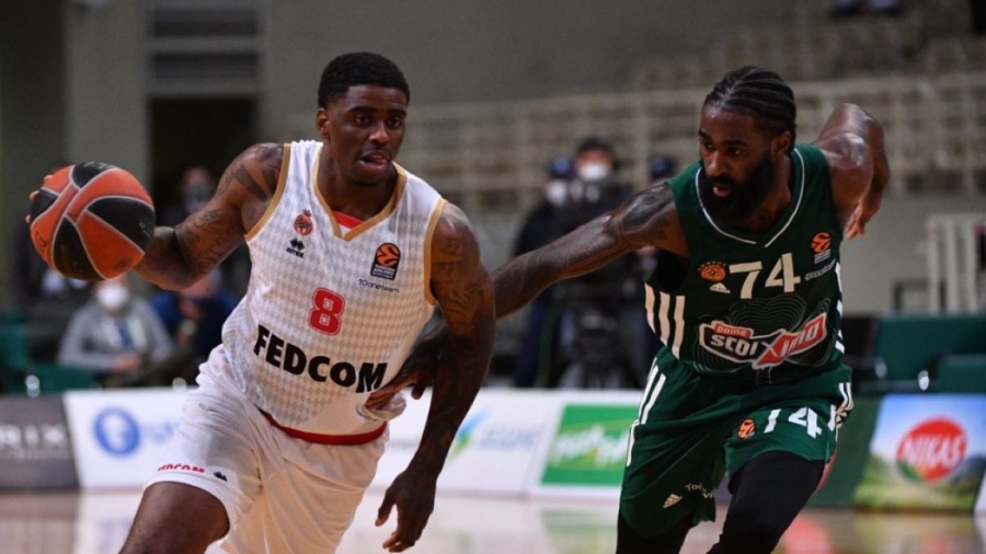 Μπέικον: Μπαίνει σε κλίμα Παναθηναικού και ποστάρει.... τριφύλλια!