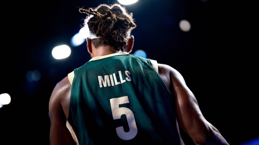 Αυστραλία: Ο απολαυστικός Πάτι Μιλς της πρεμιέρας σε όλο του το μεγαλείο! (video)