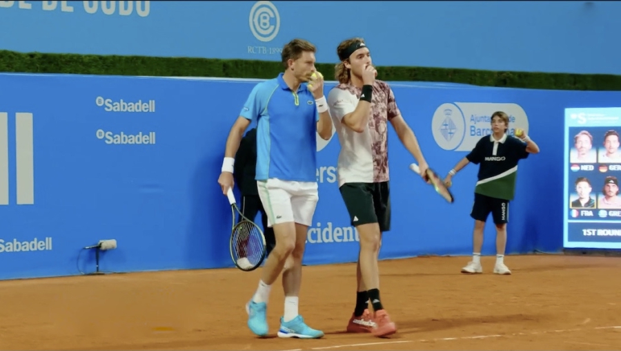 Αποκλεισμός για τον Τσιτσιπά στα προημιτελικά του διπλού της Βαρκελώνης