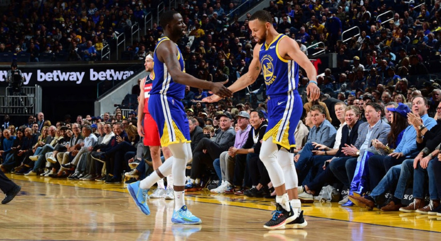 NBA: Γιόρτασε με 47 πόντους ο Κάρι (video)