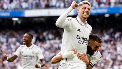 Ρεάλ Μαδρίτης- Μπαρτσελόνα 3-1: «Βασίλισσα» στο Ελ Κλάσικο και ξανά στην κορυφή της La Liga (video)