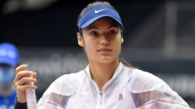 Ραντουκάνου: Θετική στον Covid-19, χάνει το τουρνουά στο Άμπου Ντάμπι