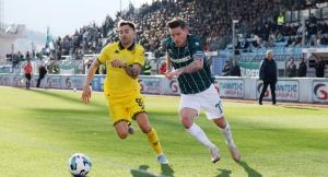 Προβάδισμα και μοιρασιά: Ισόπαλος με απόσταση σφαλείας ο Λεβαδειακός - Σούταρε κι έσπασε τα δοκάρια ο Άρης!