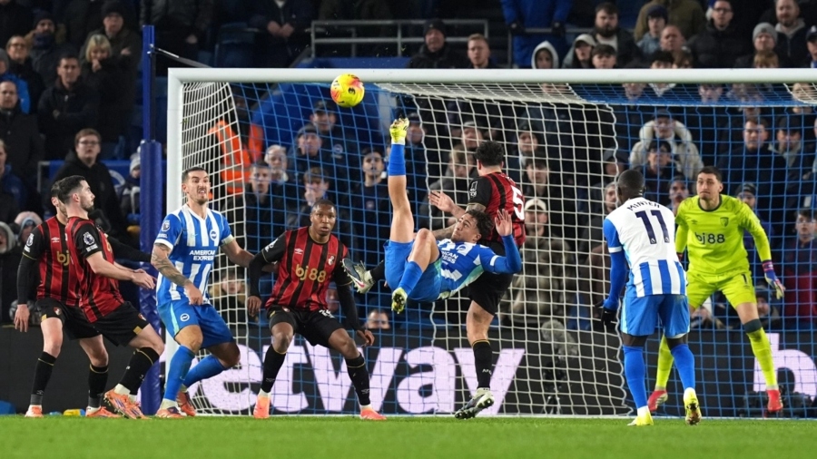 Κωστούλας: Καταπληκτικό ψαλιδάκι κι έσωσε την Μπράιτον από την ήττα! (vid)