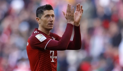 «Άκυρο» Λεβαντόφσκι στον αθλητικό διευθυντή της Μπάγερν