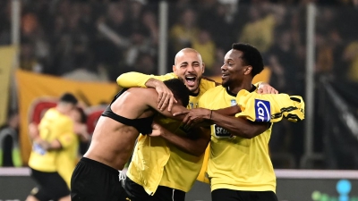 Ένα γκολ από «χρυσάφι»: Η... λύτρωση της ΑΕΚ κόντρα στον Ολυμπιακό, από τον Ελίασον! (video)