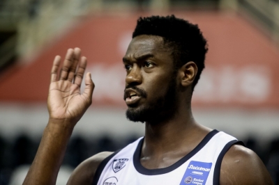 ΠΑΟΚ: Συνεχίζει στον «δικέφαλο» ο Κάρτερ