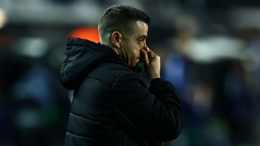 Η Τούμπα στο «πόδι» για τον στρατηγό της, Αντελίνο Βιεϊρίνια (video)