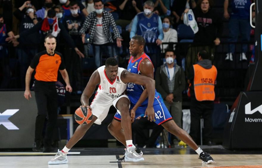 Ντάνστον: «Καταπληκτική δουλειά στην τελευταία περίοδο»!