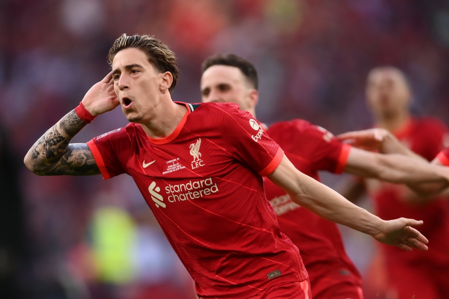 ΑΠΙΘΑΝΟ! Ο Τσιμίκας ευστόχησε στο τελευταίο πέναλτι του τελικού και λύτρωσε την Λίβερπουλ! (video)