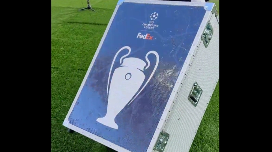 Champions League: Το «ιερό δισκοπότηρο» του ποδοσφαίρου, έφτασε στο Ατατούρκ (video)