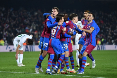 Μπαρτσελόνα - Έλτσε 3-2: Σώθηκαν... στο τέλος οι «μπέμπηδες» του Τσάβι