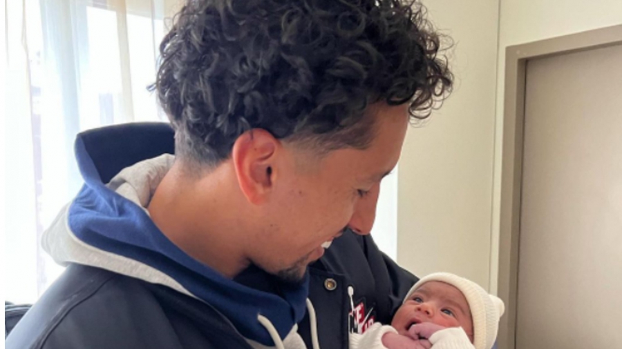 Έγινε για τρίτη φορά μπαμπάς ο Μαρκίνιος!