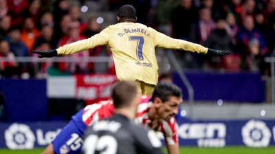 Ατλέτικο Μαδρίτης - Μπαρτσελόνα 0-1: Ο Ντεμπελέ το έβαλε, ο Αραούχο το έσωσε και… κορυφή! (video)