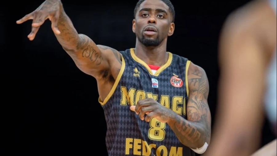 Μπέικον: «Θεωρώ πως μπορώ να βοηθήσω σημαντικά τον Παναθηναϊκό»