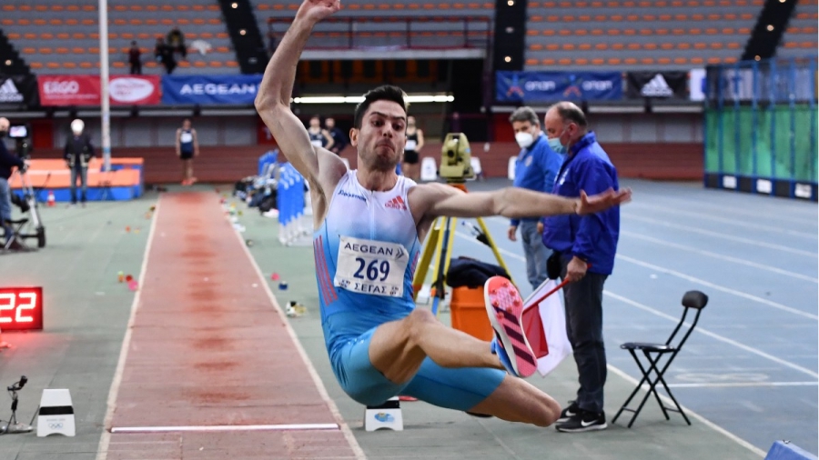 «Χρυσός» Τεντόγλου με 8,20μ! (video)