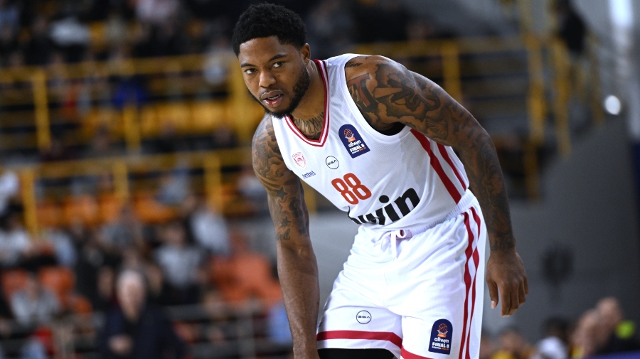 Ολυμπιακός: Απέφυγε τα χειρότερα ο Ταϊρίκ Τζόουνς