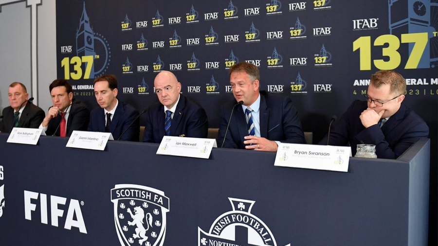 Διεθνές Ποδοσφαιρικό Συμβούλιο: Αντιδράσεις από Αγγλία και ΗΠΑ για την άρνηση δοκιμής προσωρινών αλλαγών