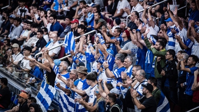 Ιορδανία - Ελλάδα: Βάφτηκαν... γαλανόλευκες οι κερκίδες στη Μανίλα!