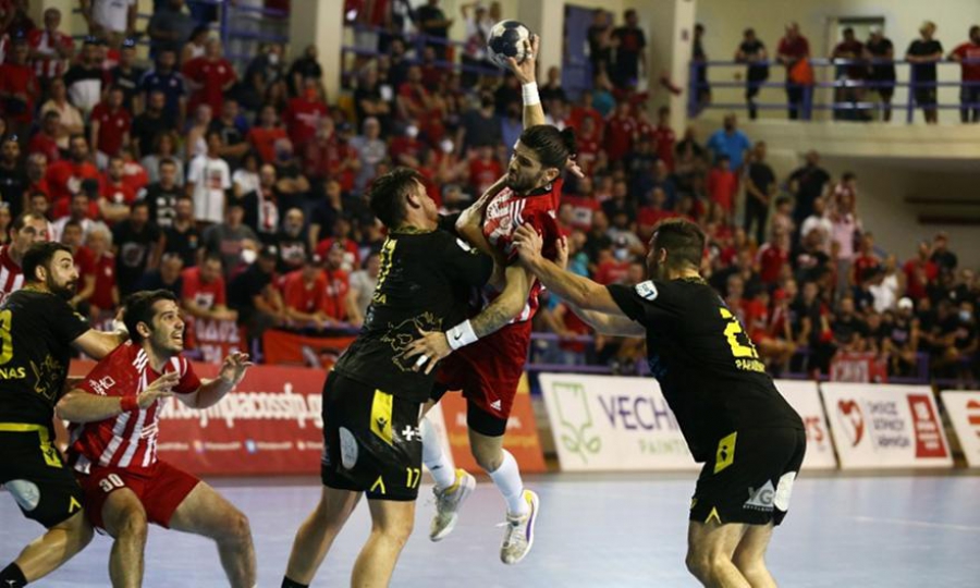 Καταγγελίες από ΑΕΚ για τον τελικό με Ολυμπιακό: «Συνθήκες ζούγκλας, χτύπημα σε παράγοντα»