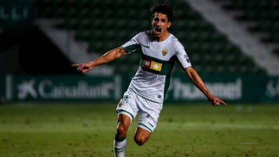 Πέρε Μίλα: Η «χρυσή» αλλαγή της Έλτσε, που έκανε Ρεάλ Μαδρίτης και Μπαρτσελόνα να… κοιτούν αγχωμένα το ρολόι! (video)