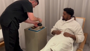 Ο ΜακΚίσικ πήγε για σπα και βρέθηκε με νέο διετές συμβόλαιο! (video)