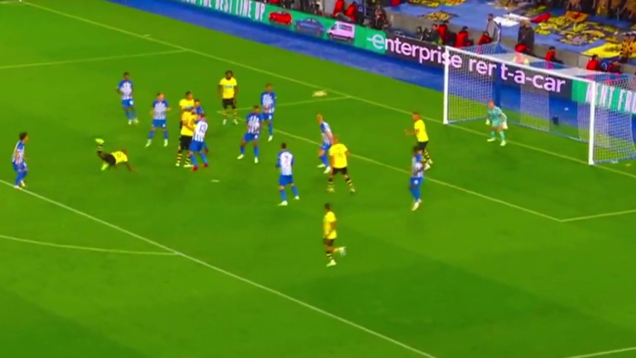 Μπράιτον - ΑΕΚ 0-1: Ο Σιντιμπέ «πάγωσε» το Άμεξ με απίστευτη κεφαλιά! (video)