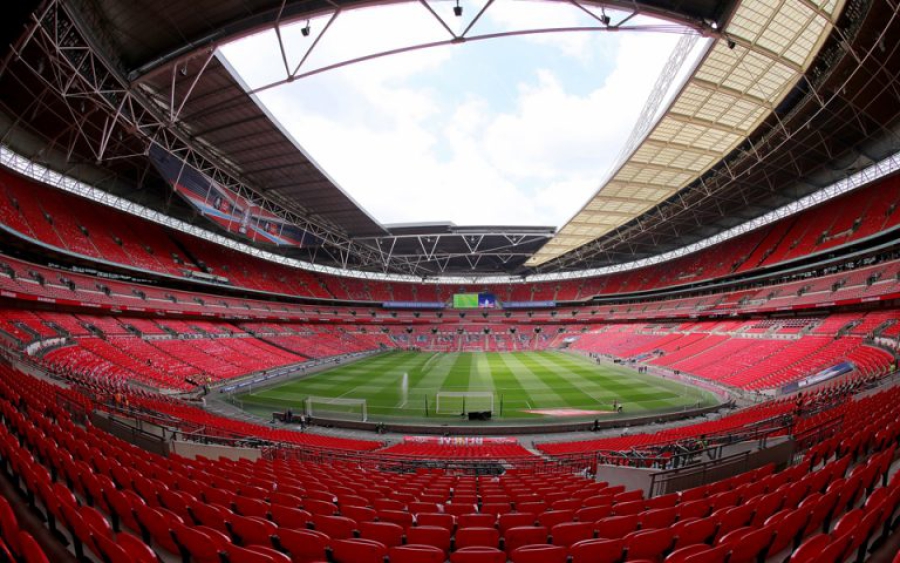 Ένας αιώνας Γουέμπλεϊ: Το εμβληματικό στάδιο της Αγγλίας γιορτάζει τα γενέθλιά του (video)