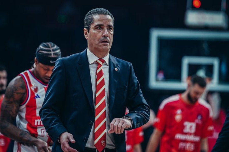 Ερυθρός Αστέρας: Παρελθόν ο Σφαιρόπουλος!