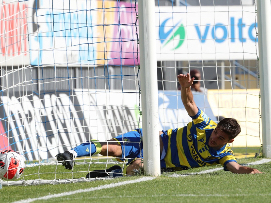 Αστέρας Τρίπολης – Ολυμπιακός 0-2: Λάθος του Παπαδόπουλου, αυτογκόλ και ισχυρό προβάδισμα για τους «ερυθρολεύκους»! (video)