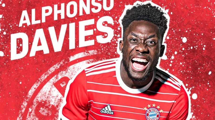 «Αστραπή» και στις συμμετοχές ο Ντέιβις: Πρώτος μη Γερμανός που 100άρισε με την Μπάγερν Μονάχου, τόσο γρήγορα!