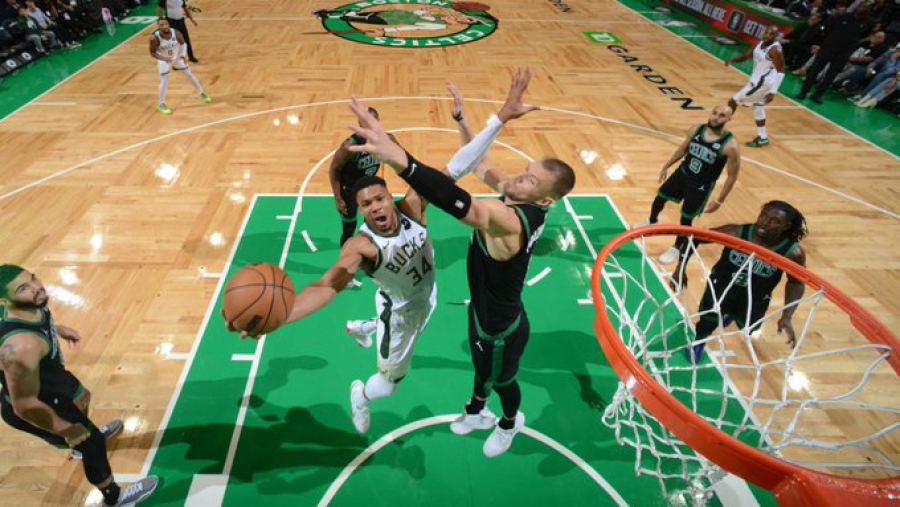 Ο Αντετοκούνμπο τράβηξε «21», αλλά οι Μπακς... κάηκαν (video)