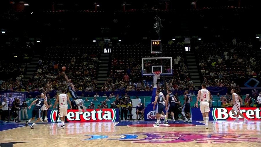 Παγκόσμιος θαυμασμός για τον… εξωγήινο Γιάννη Αντετοκούνμπο (vid)