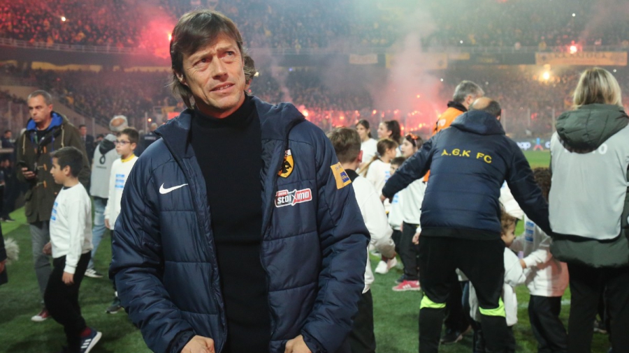 Ματίας Αλμέιδα: Αρέσκεται στις μακροχρόνιες... σχέσεις, ουτοπία, στην Ελλάδα, μία συνεργασία έως το 2028!