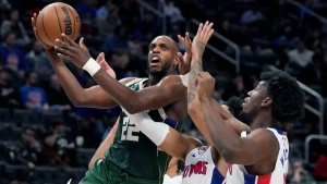 Πίστονς - Μπακς 117-126: Επιστροφή στις νίκες, απόντος Γιάννη Αντετοκούνμπο (video)