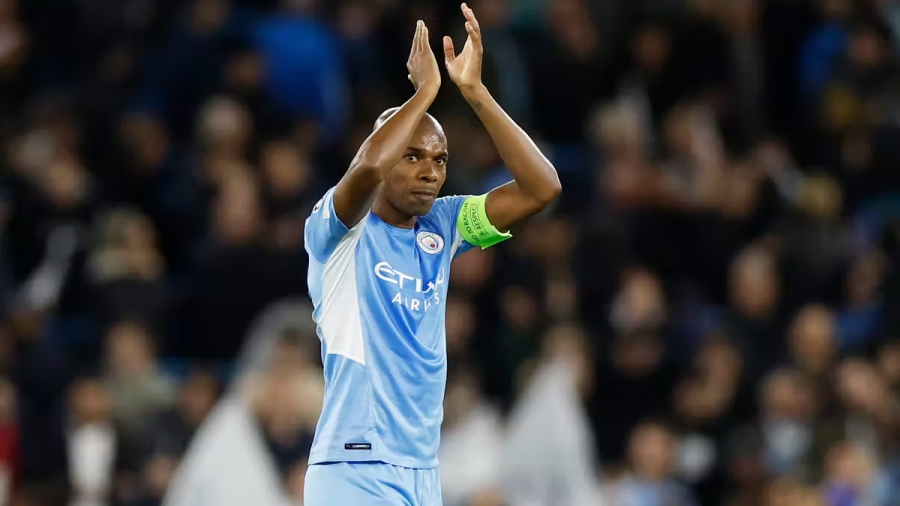 Φερναντίνιο: Ένας ανιδιοτελής ήρωας που θα λείψει όσο κανείς από την Μάντσεστερ Σίτι (video)