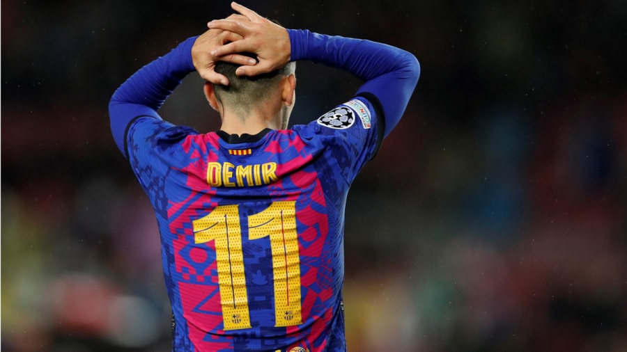 Μπαρτσελόνα: Επιστρέφει στη Ραπίντ Βιέννης ο Ντεμίρ