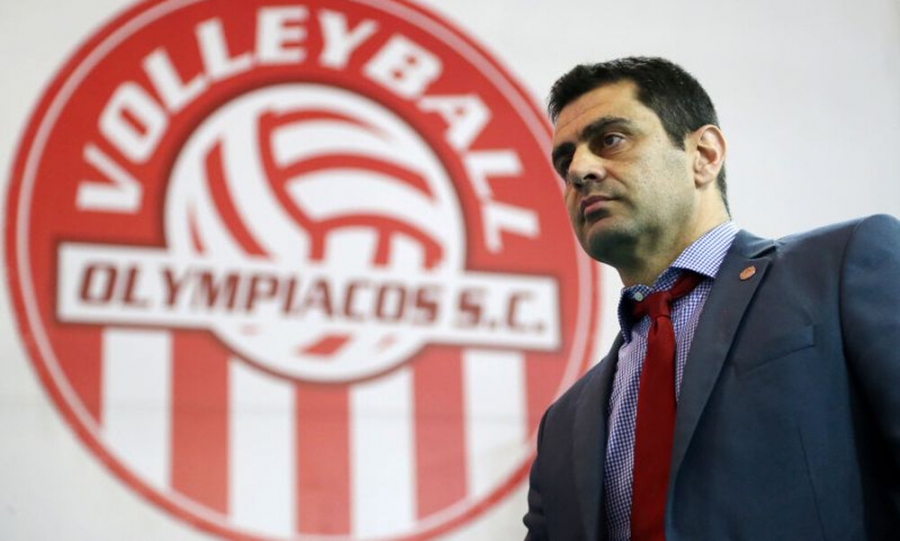 Ολυμπιακός: Παραιτήθηκε ο Καζάζης