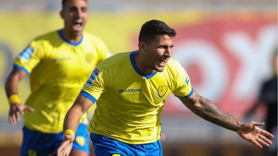 Παναιτωλικός – Λαμία: Με Καρέλη βασικό οι γηπεδούχοι, για τη νίκη με Βέργο η Λαμία!