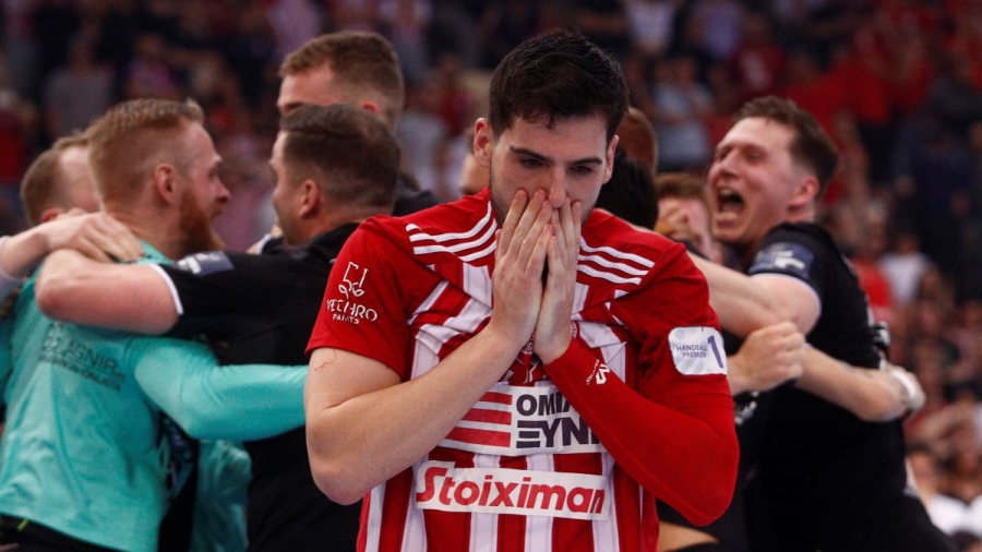 EHF European Cup: Ο Ολυμπιακός πάλεψε μέχρι τελικής πτώσεως, αλλά «λύγισε» και έχασε τον τίτλο στο τελευταίο πέναλτι!