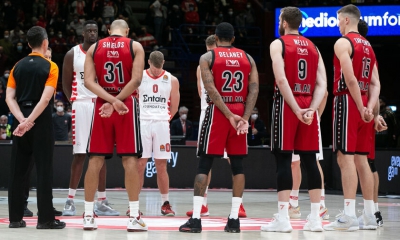 Μια δεκάδα κρούσματα στην Αρμάνι Μιλάνο!