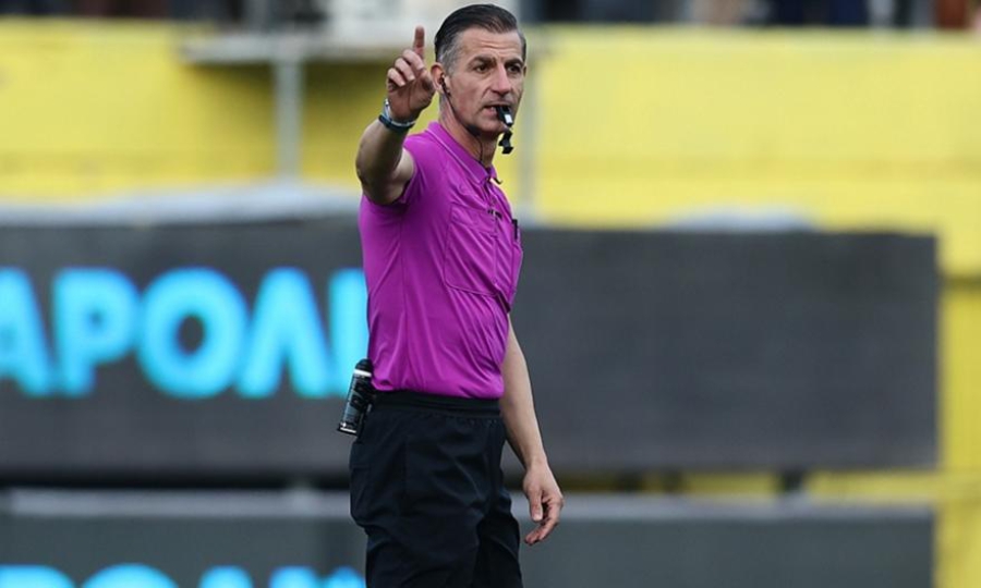 Βάλερι προς Σιδηρόπουλο: «Και ο τερματοφύλακας παίζει ποδόσφαιρο – Έπρεπε να αποβληθεί ο Πιερό!»