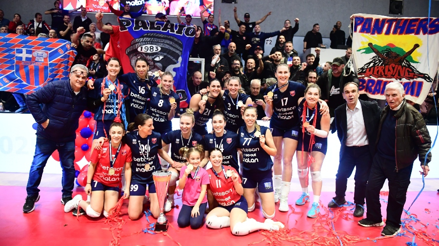 Η Νέα Σμύρνη δεν κοιμήθηκε για τον Πανιώνιο και τα κορίτσια του (pics + vid)