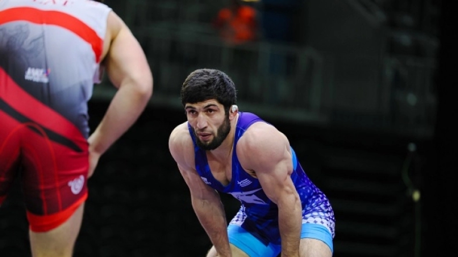 Ευρωπαϊκό πρωτάθλημα πάλης: Ασταμάτητος ο Κουρουγκλίεφ - Προκρίθηκε στον τελικό χωρίς να δεχτεί πόντο! (video)